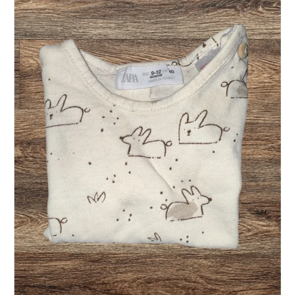 Zara Bunny Print Cotton Long bodysuit  9-12 Months Ivory Button Easter